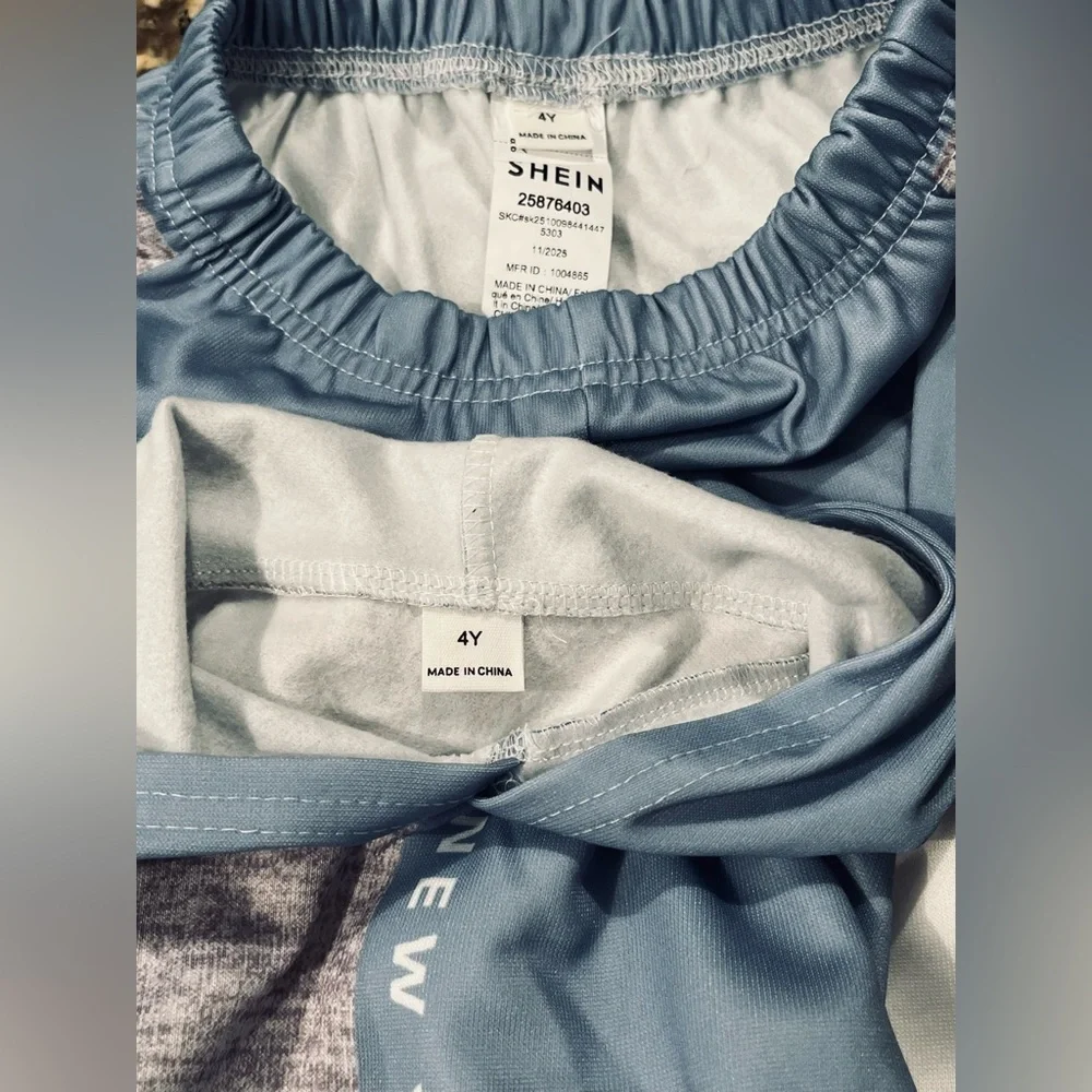 NWT Boys 2pc Colorblock New York Hoodie & Jogger Set